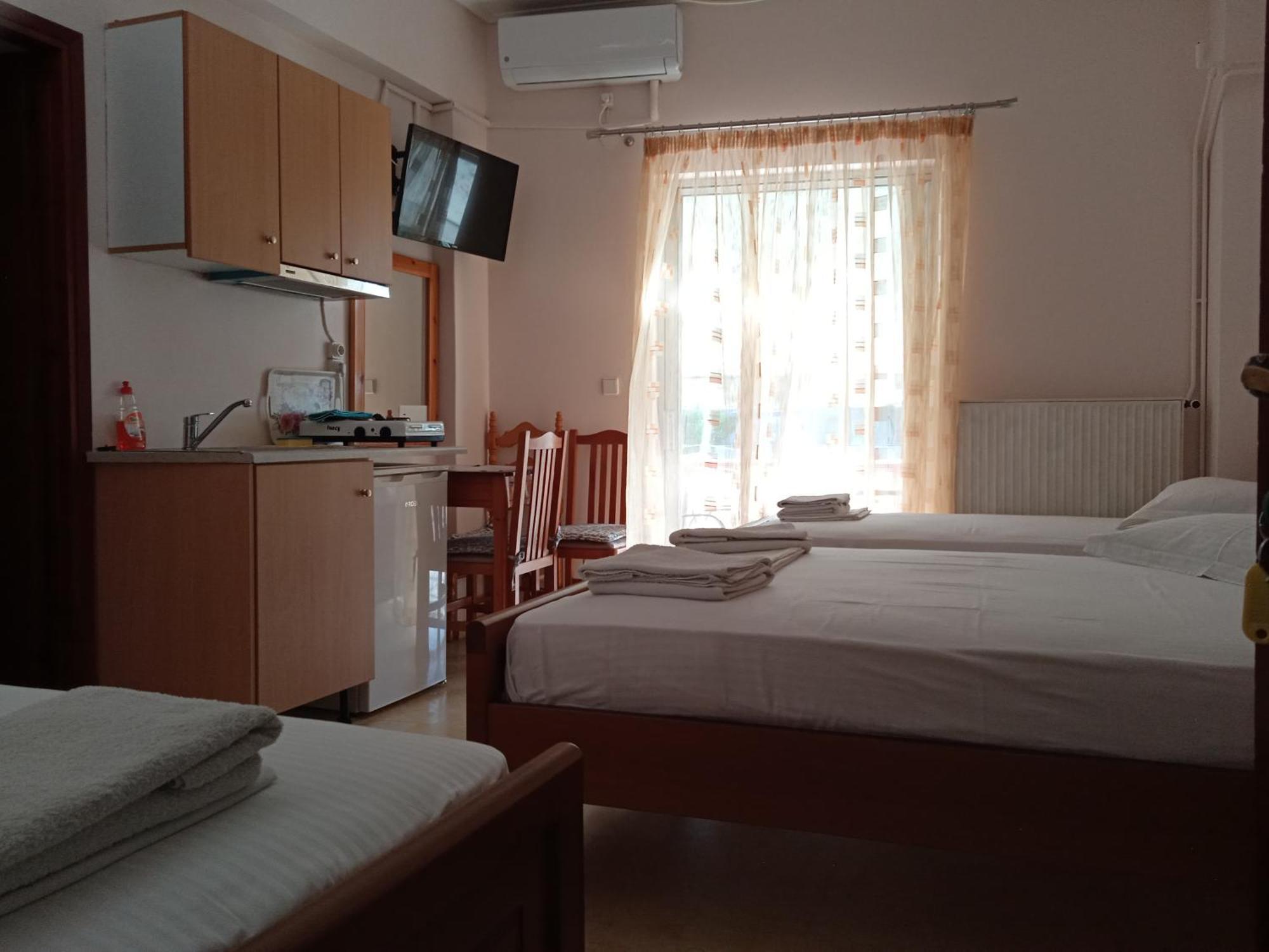 Dimitra Pentaliou Rooms กาเมนาวูร์ลา ห้อง รูปภาพ